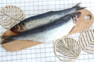 Сельдь неразделанная 250+ мороженая, 600 г